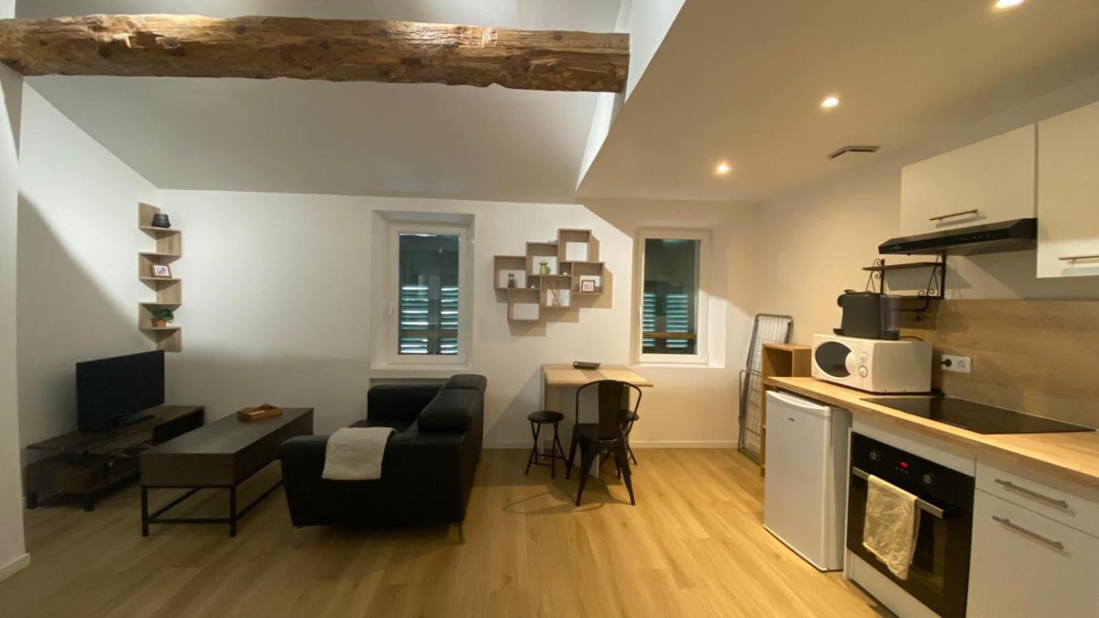 Apartamento La Chrysalide La Crau Exterior foto